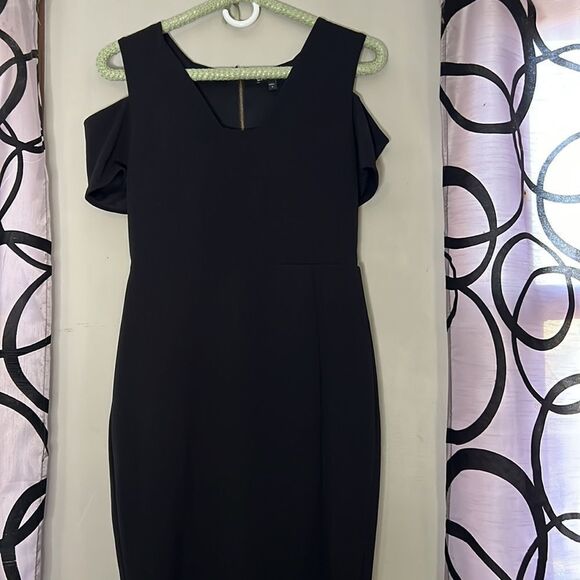 Express Little Black Dress Lined Short Zip Back Cut Out Cold Shoulder Size 6 - Picture 7 of 12